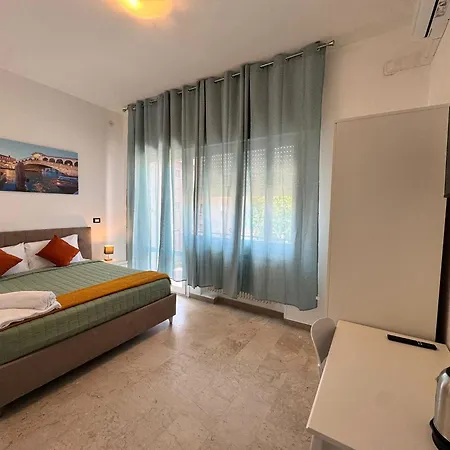 Alojamento de Acomodação e Pequeno-almoço Casa Duca D'aosta 3*